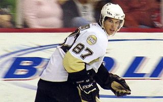 Sidney Crosby's recovery to include more treatment from chiropractor